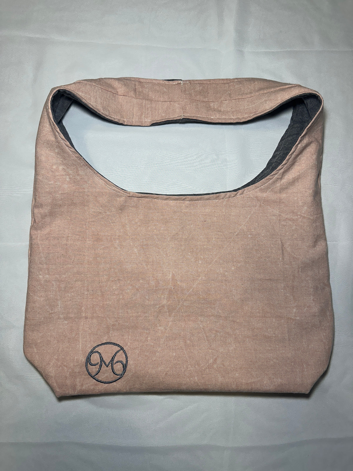 96 Reversible tote